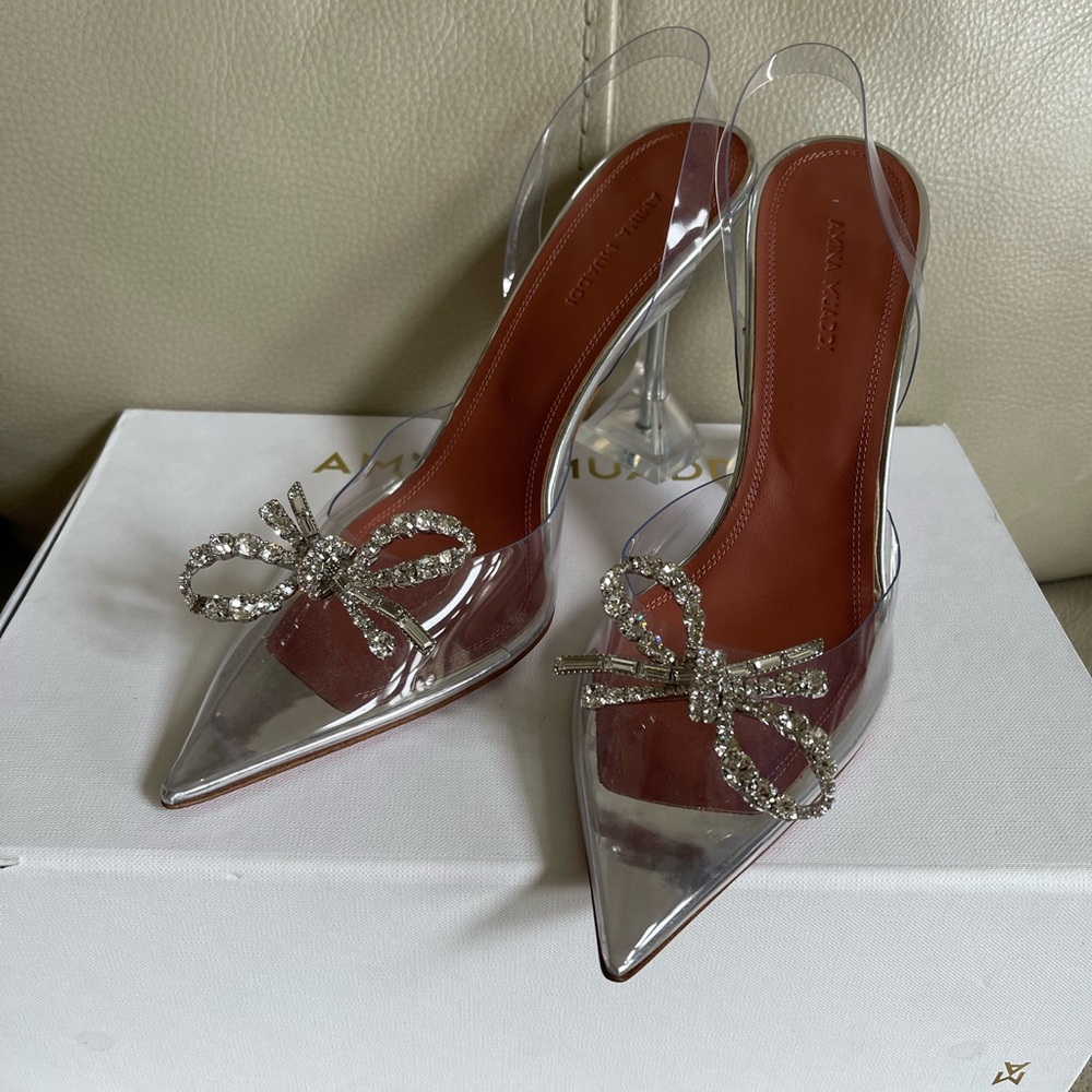 Amina Muaddi
Rosie See-Through Slingback Bow Pumps (38.5) fits 7.5